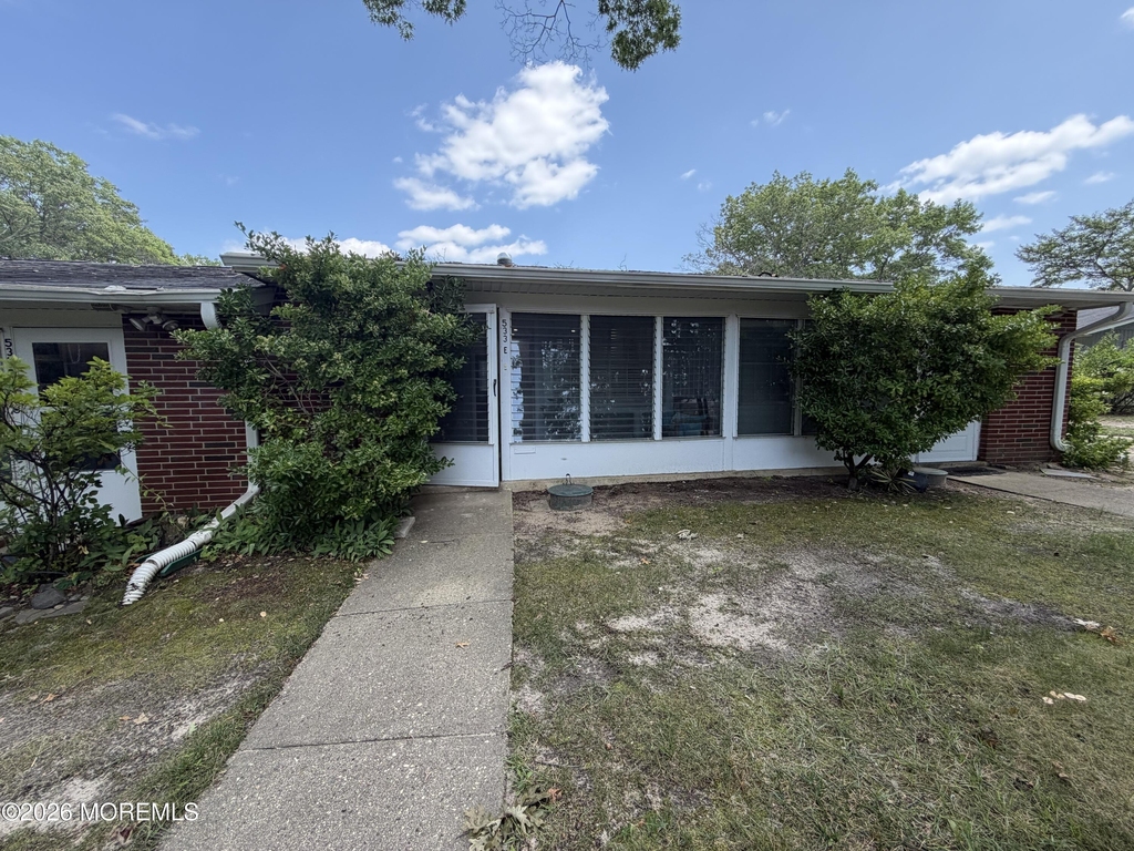 533e Dartmoor Court - Photo 26