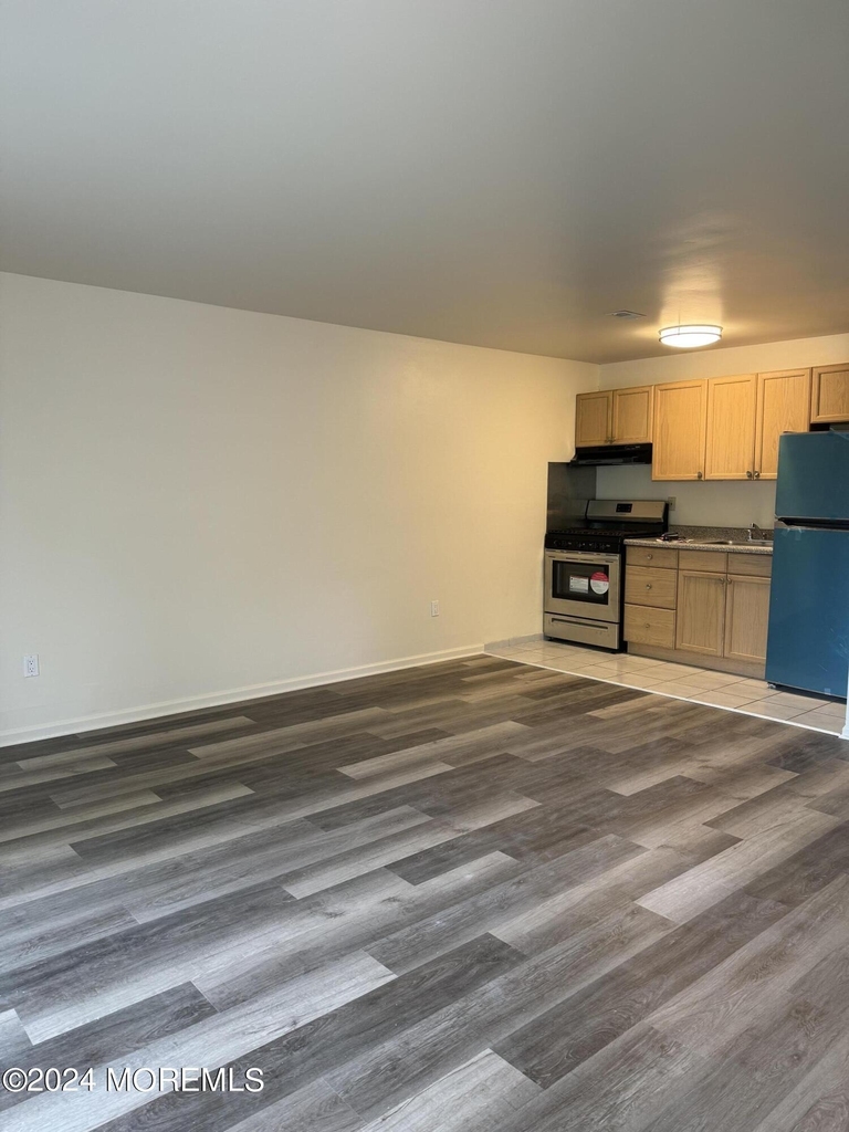 109 Second Avenue - Photo 2