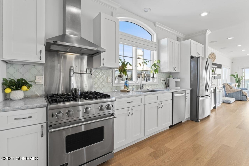 1 Pershing Boulevard - Photo 11