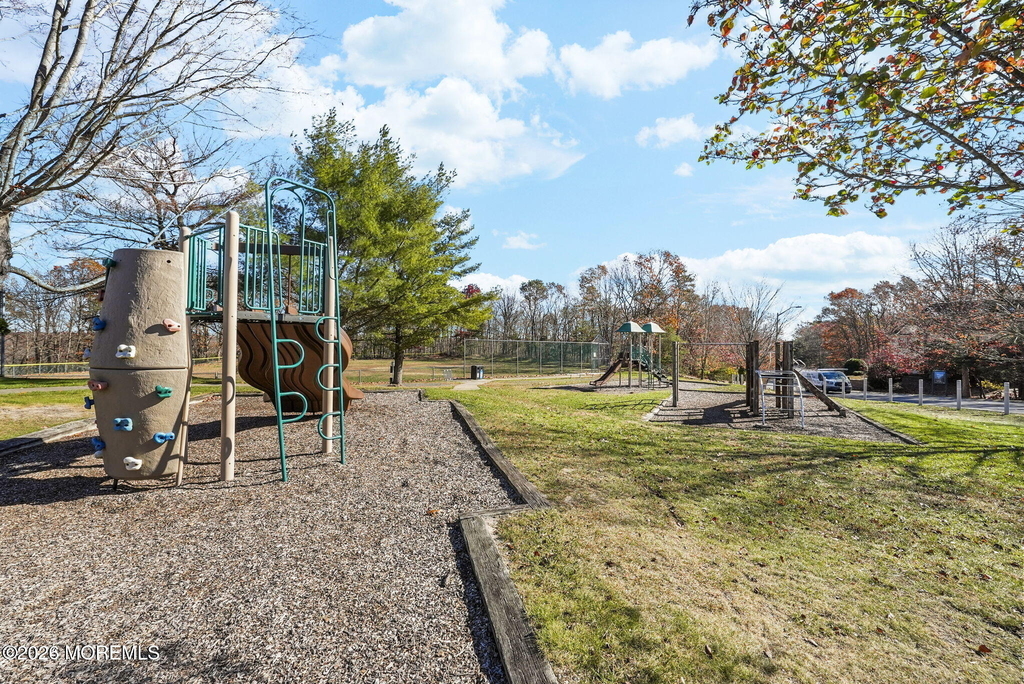 141 Aster Court - Photo 17