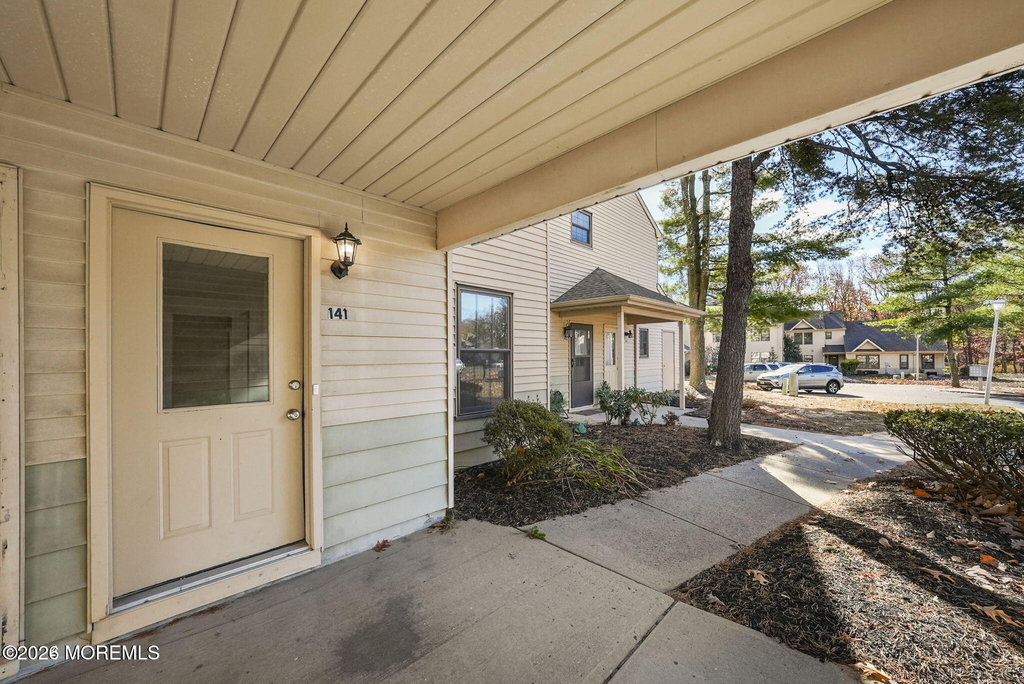141 Aster Court - Photo 0