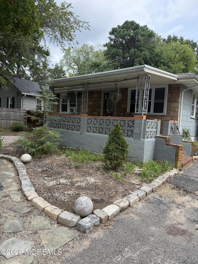 10 Smith Street - Photo 37