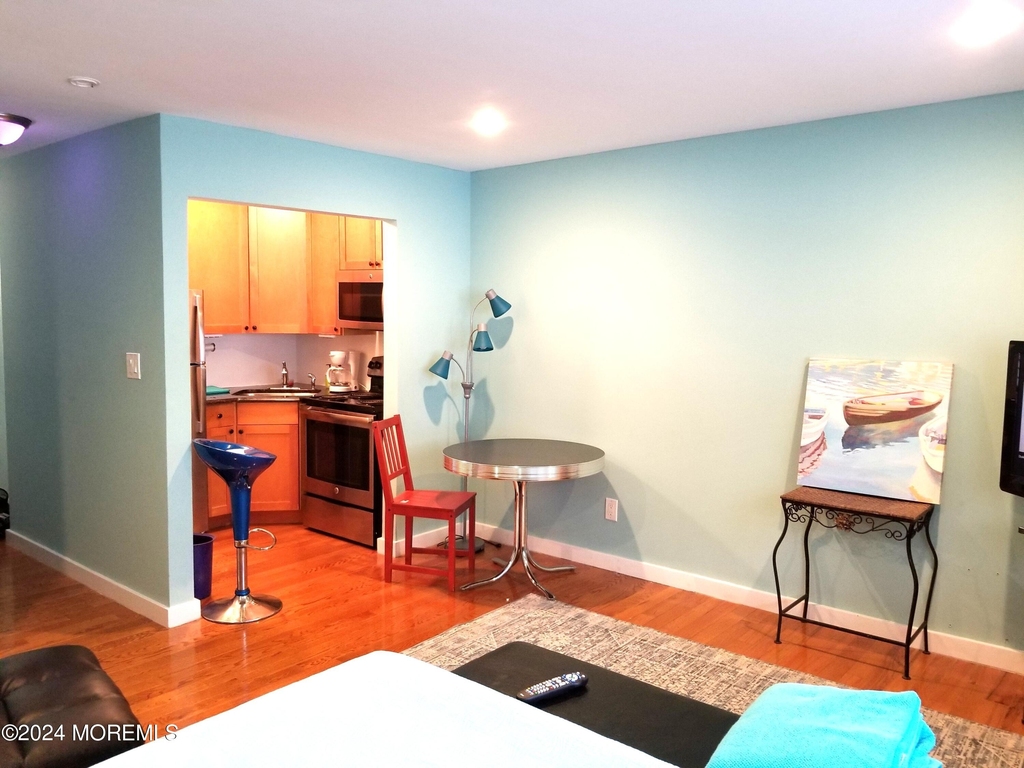 302 Fifth Avenue Avenue - Photo 7