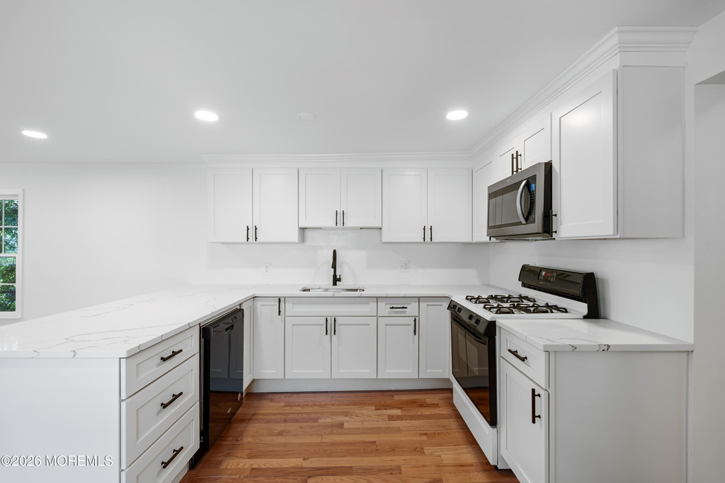 12 Parmly Street - Photo 8
