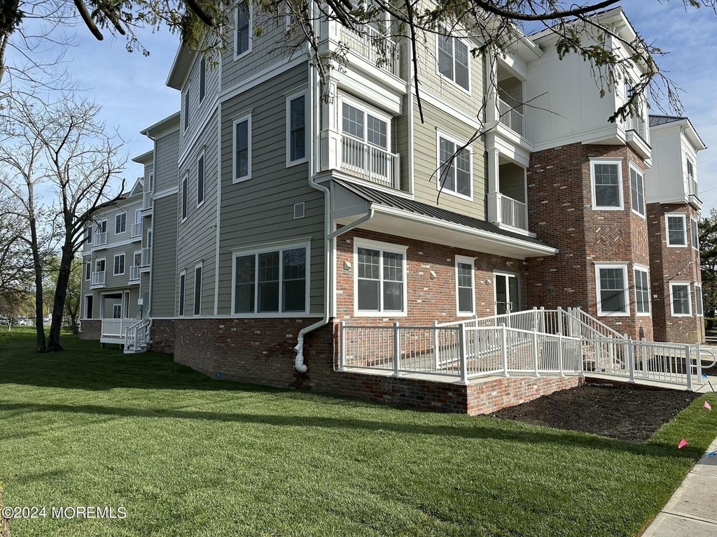 33 Union Avenue - Photo 0