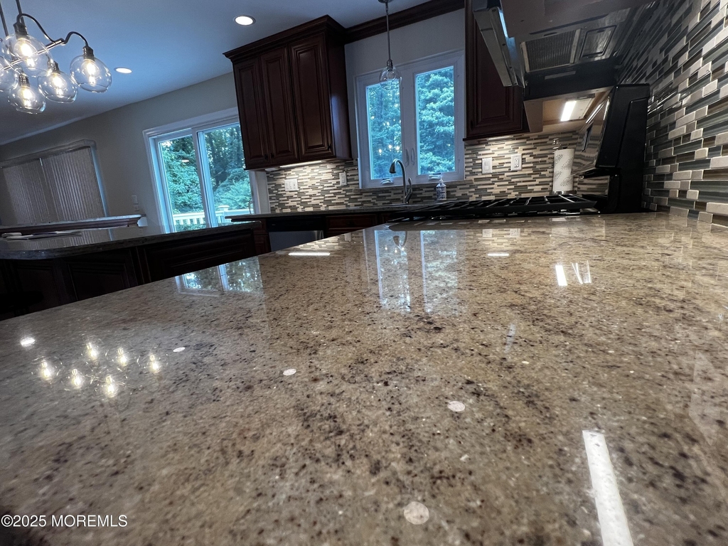 1624 Melville Street - Photo 8