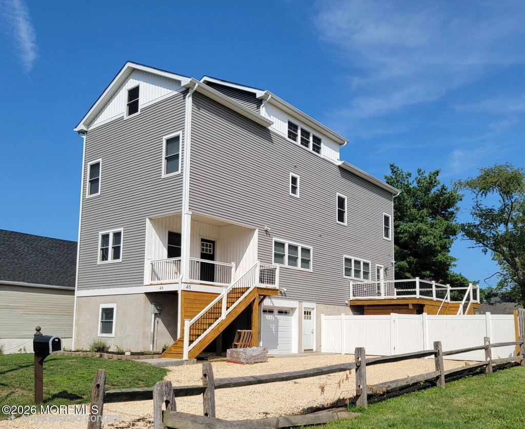 46 Hudson Avenue - Photo 1