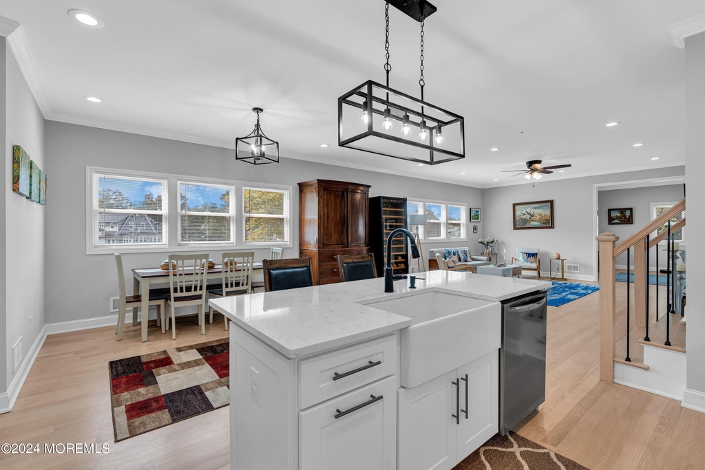 46 Hudson Avenue - Photo 2