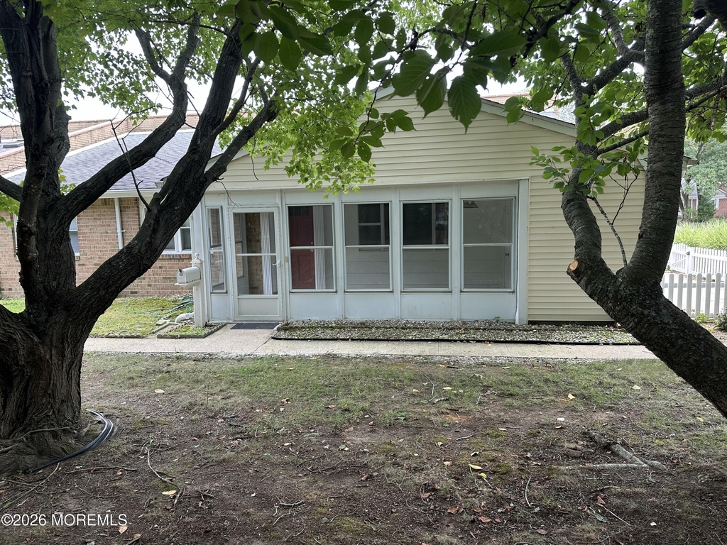 101 Waterfront Drive - Photo 1