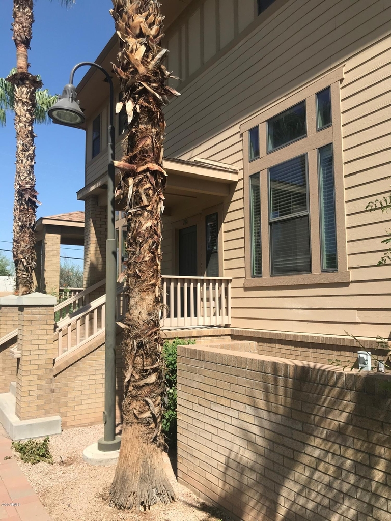 736 S Beck Avenue - Photo 0