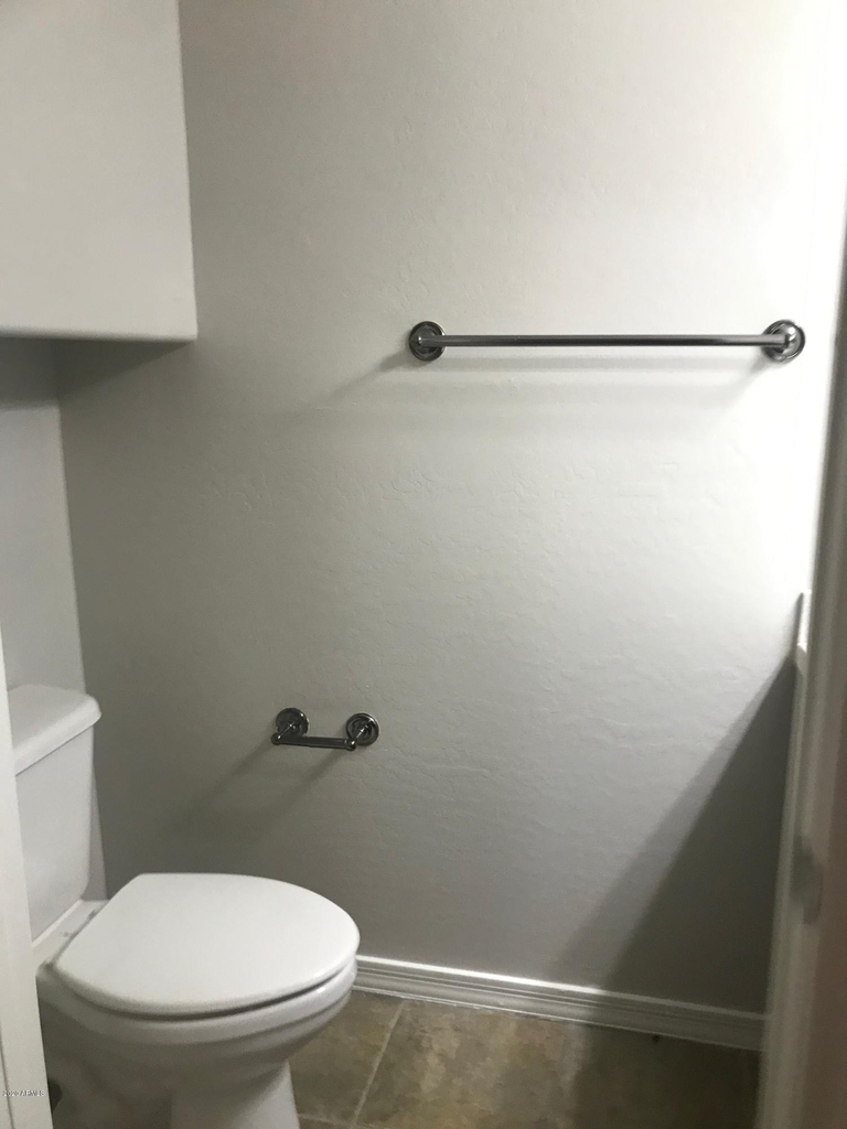 736 S Beck Avenue - Photo 10