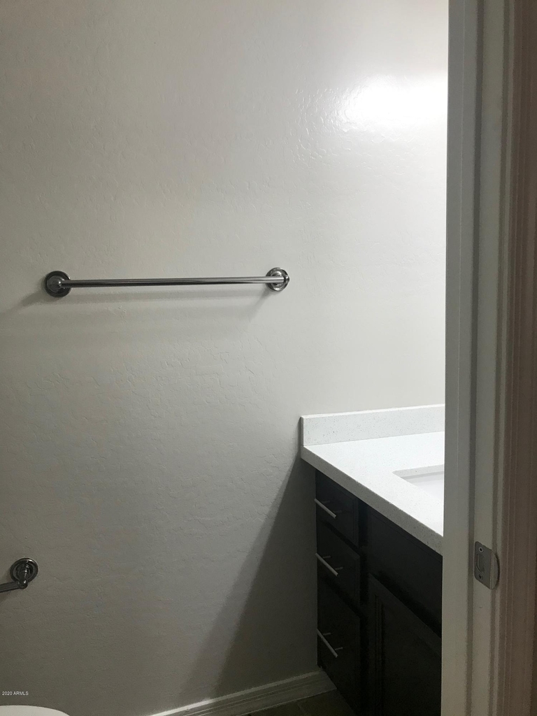 736 S Beck Avenue - Photo 11