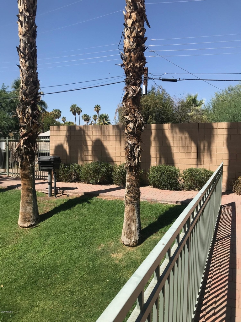 736 S Beck Avenue - Photo 29