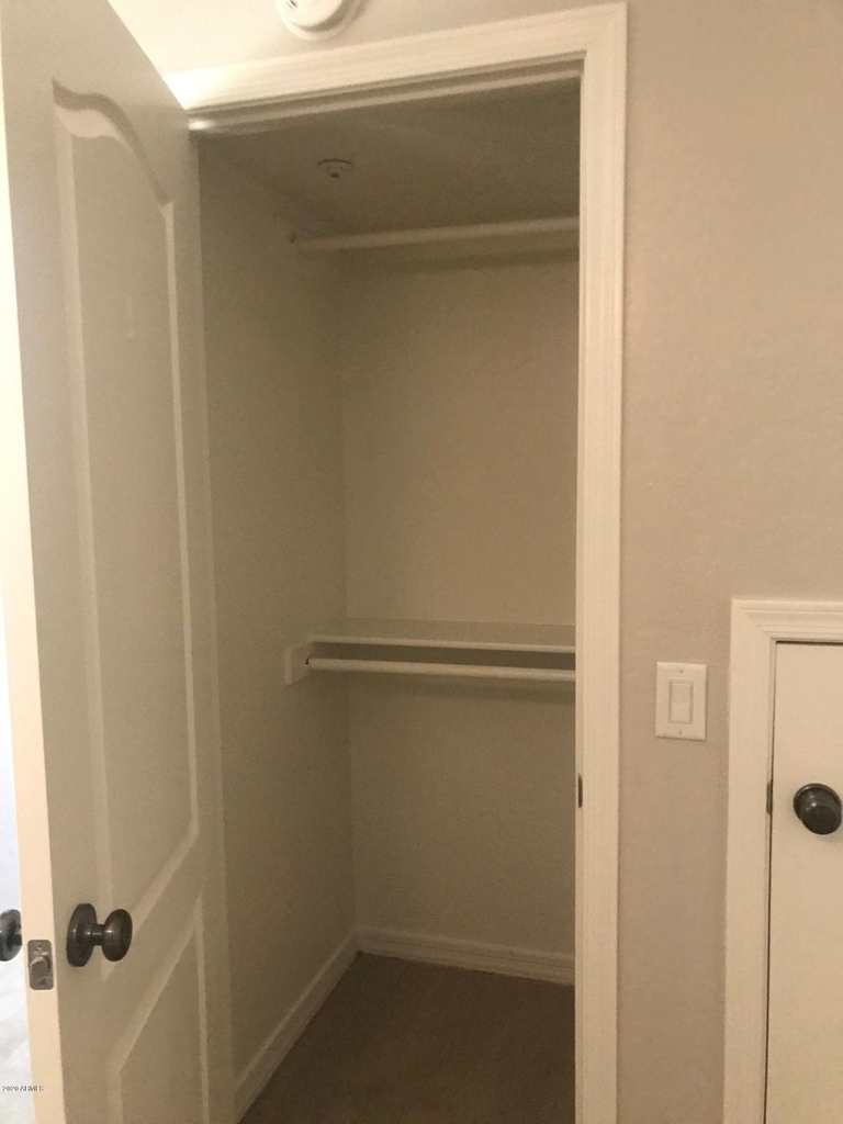 736 S Beck Avenue - Photo 13