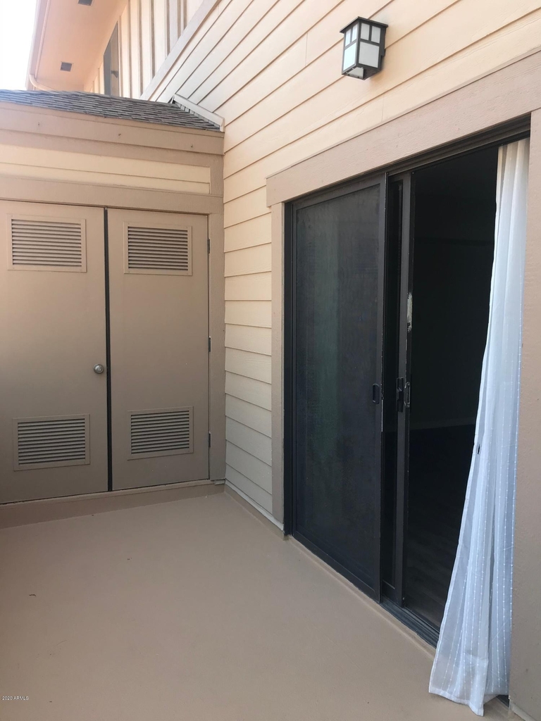 736 S Beck Avenue - Photo 20