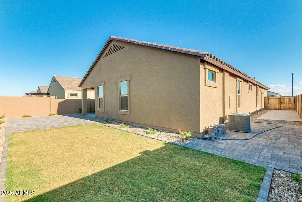 13634 W Briles Road - Photo 35