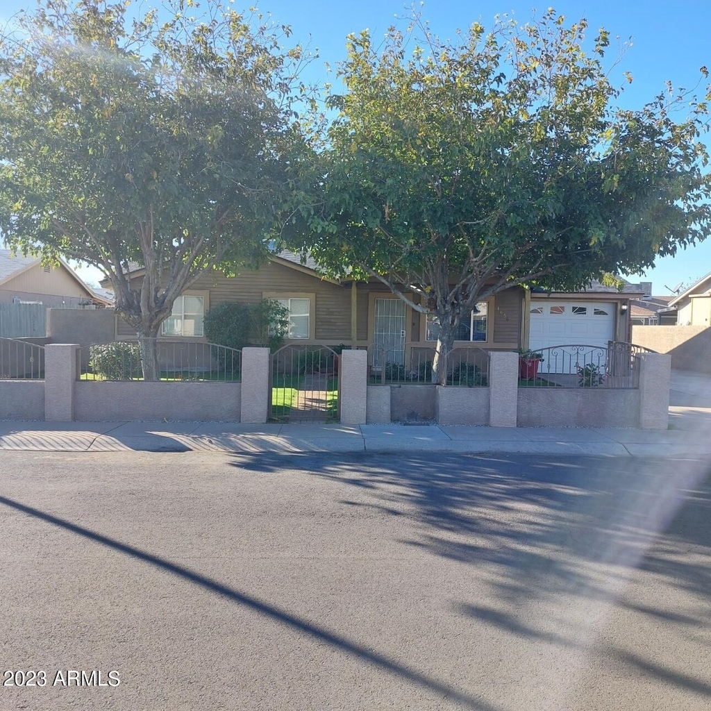 1636 N 64th Drive - Photo 2