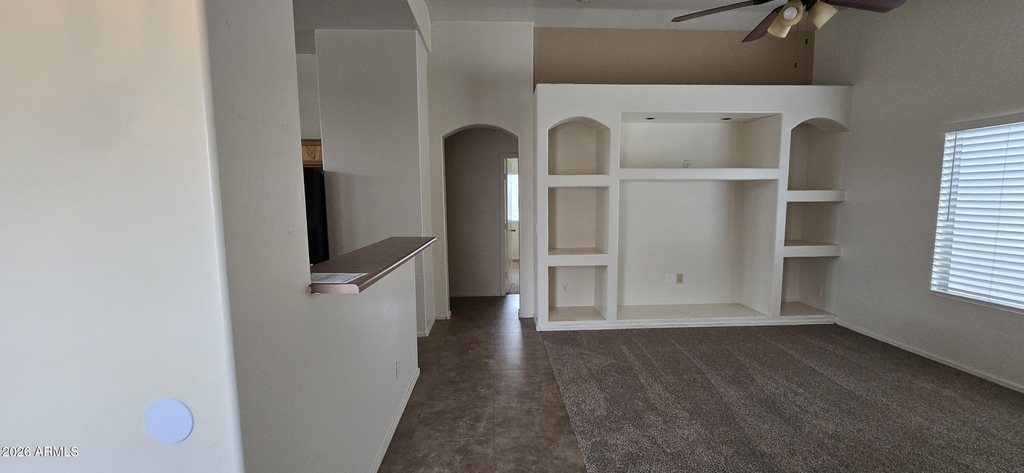 10936 W Vista Avenue - Photo 1