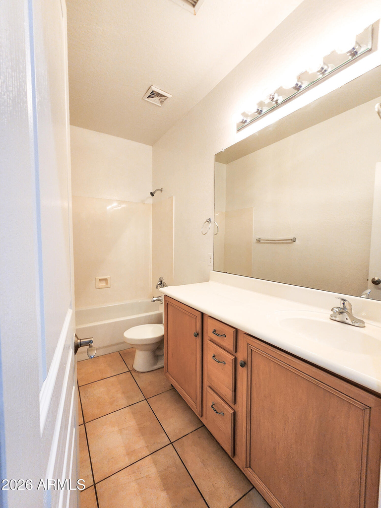 10625 W Salter Drive - Photo 18