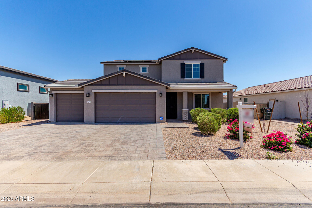 2071 E Piedmont Place - Photo 0