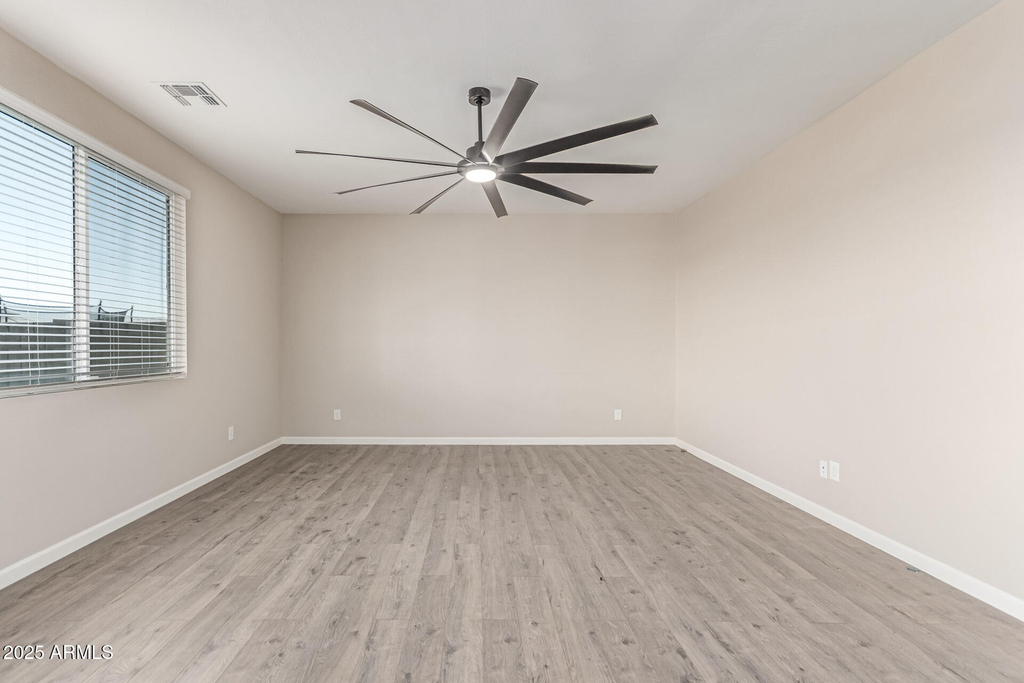2071 E Piedmont Place - Photo 5