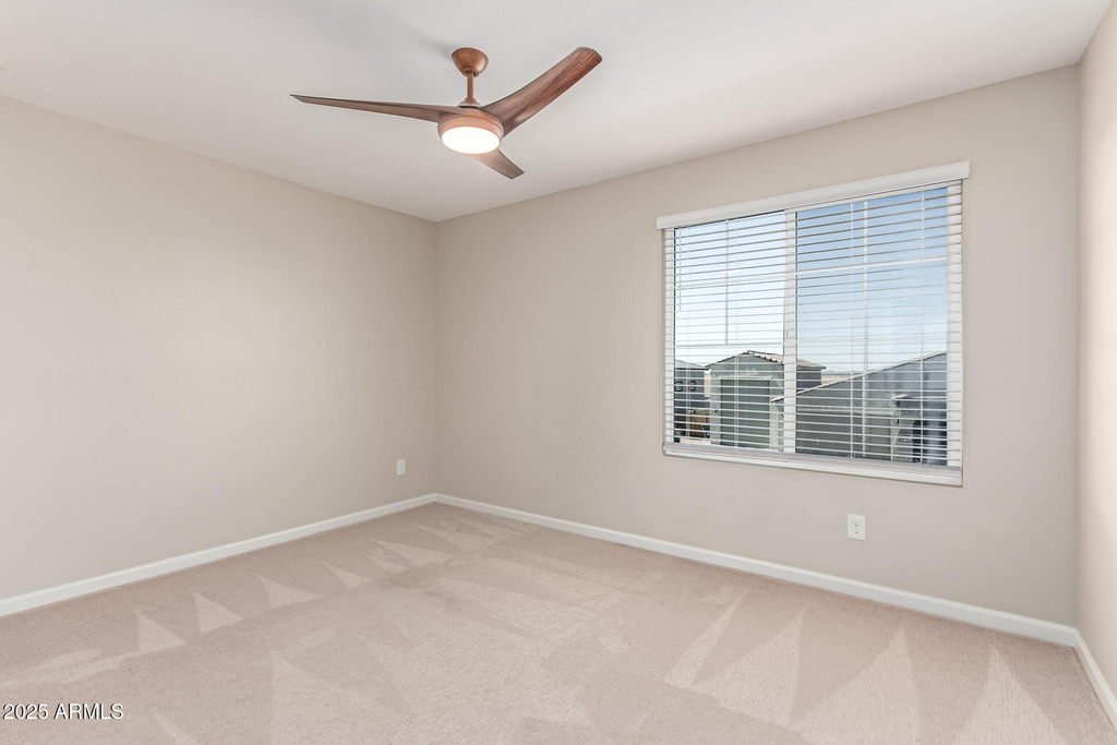 2071 E Piedmont Place - Photo 19