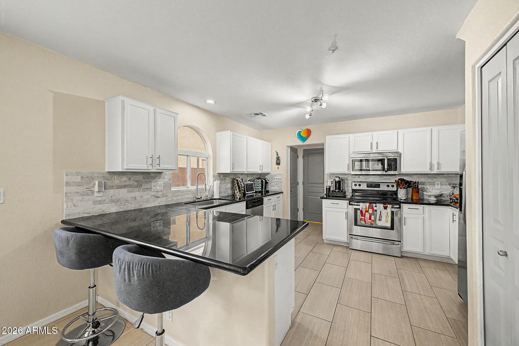 15550 N Frank Lloyd Wright Boulevard - Photo 8