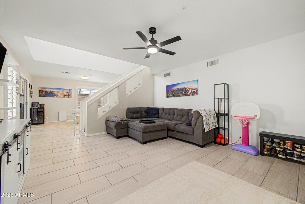 15550 N Frank Lloyd Wright Boulevard - Photo 3