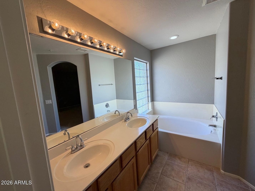 10299 E Mallow Circle - Photo 16