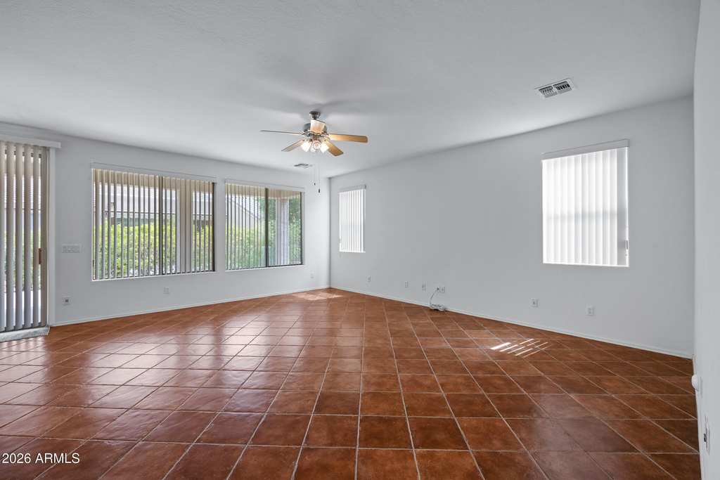 42406 W Falling Star Drive - Photo 3