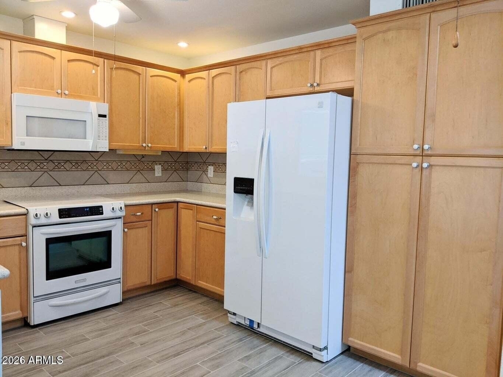 7733 E Columbine Way - Photo 12