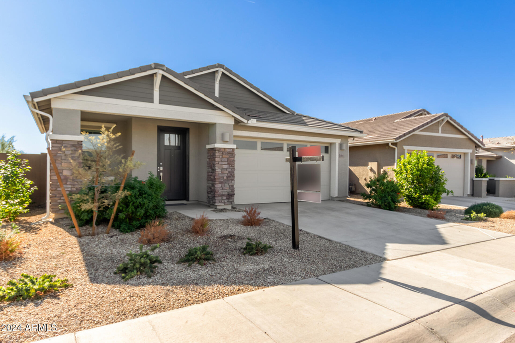 8911 W Solano Drive - Photo 1