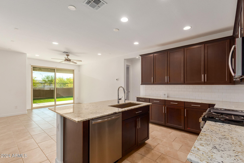 8911 W Solano Drive - Photo 11