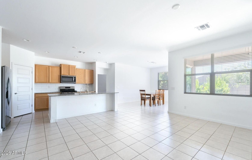 36426 N Tatonga Trail - Photo 2