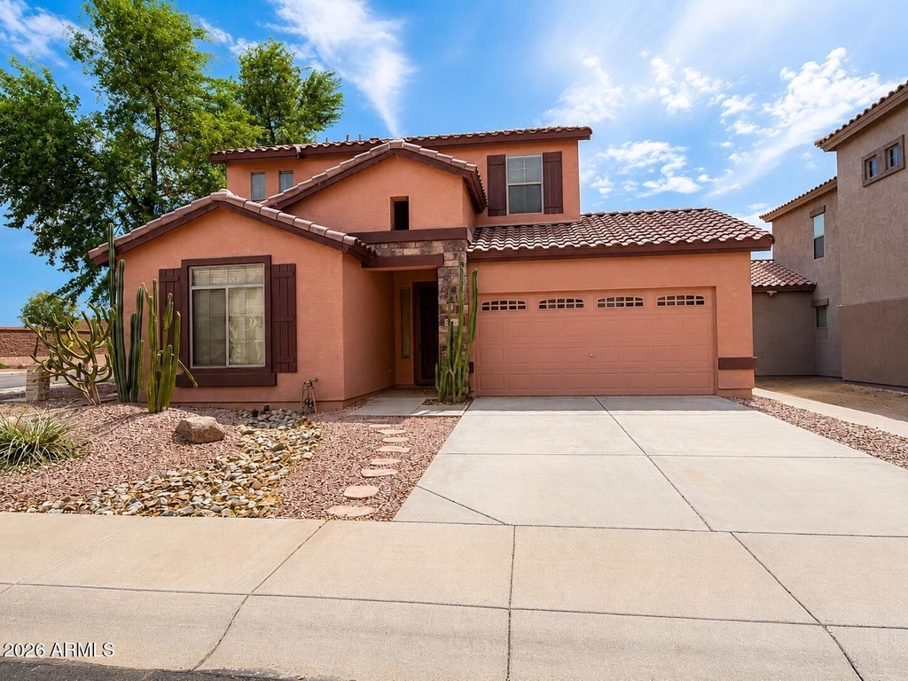 2729 E Chester Drive - Photo 1