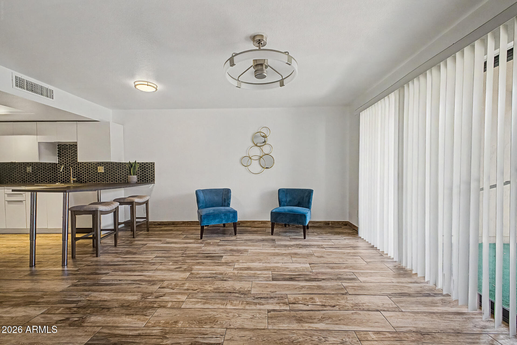 1351 N Pleasant Drive - Photo 9