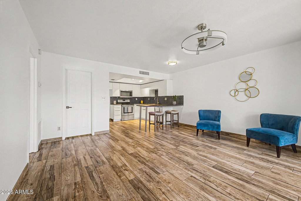 1351 N Pleasant Drive - Photo 8