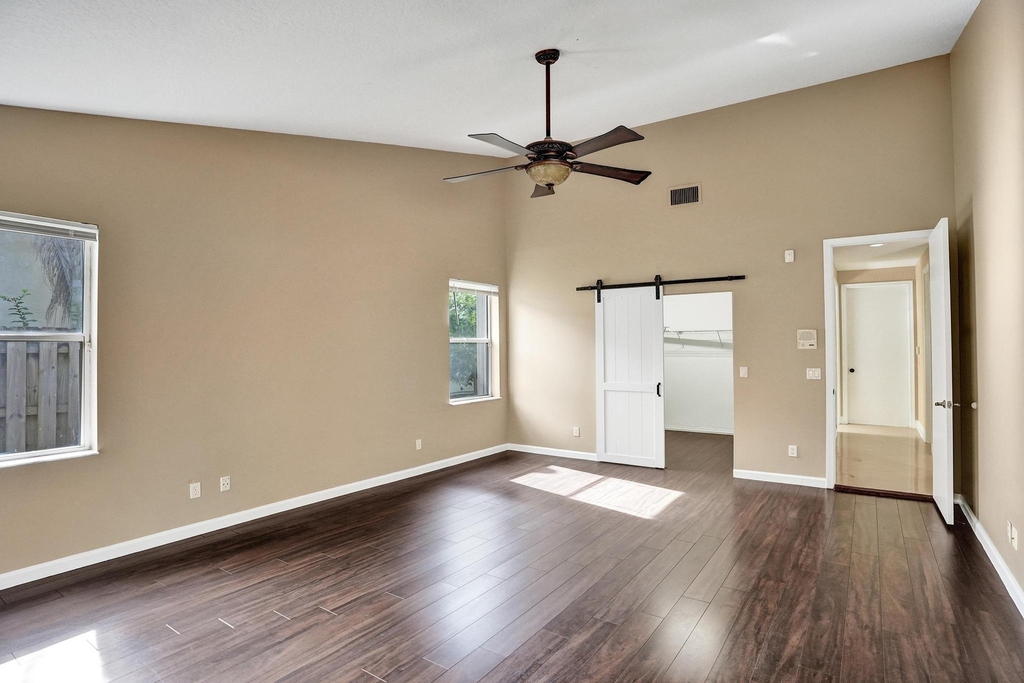 10255 Guatemala Street - Photo 29