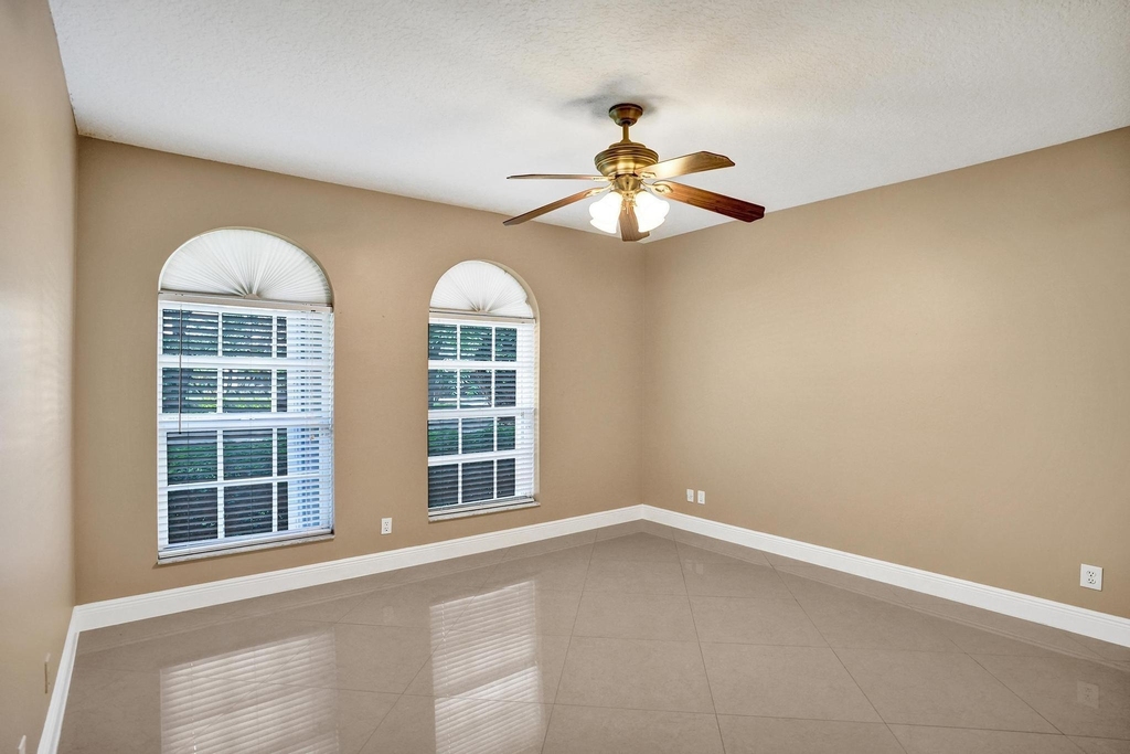 10255 Guatemala Street - Photo 21