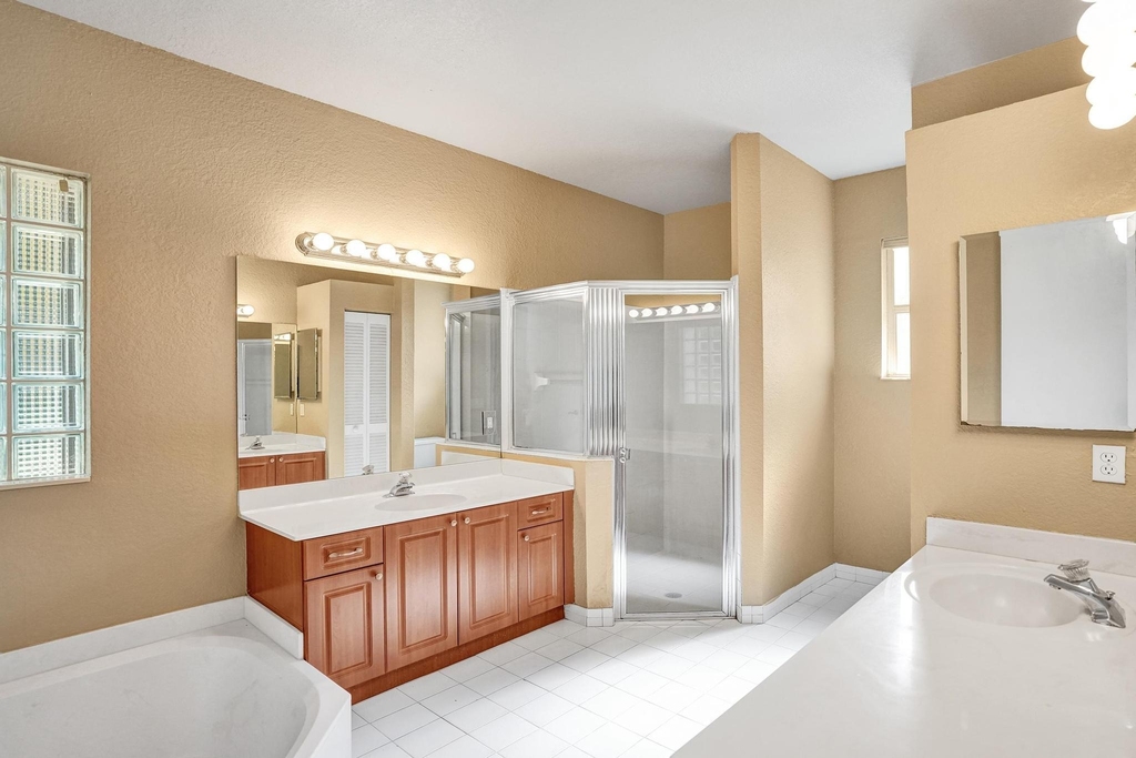 10255 Guatemala Street - Photo 32
