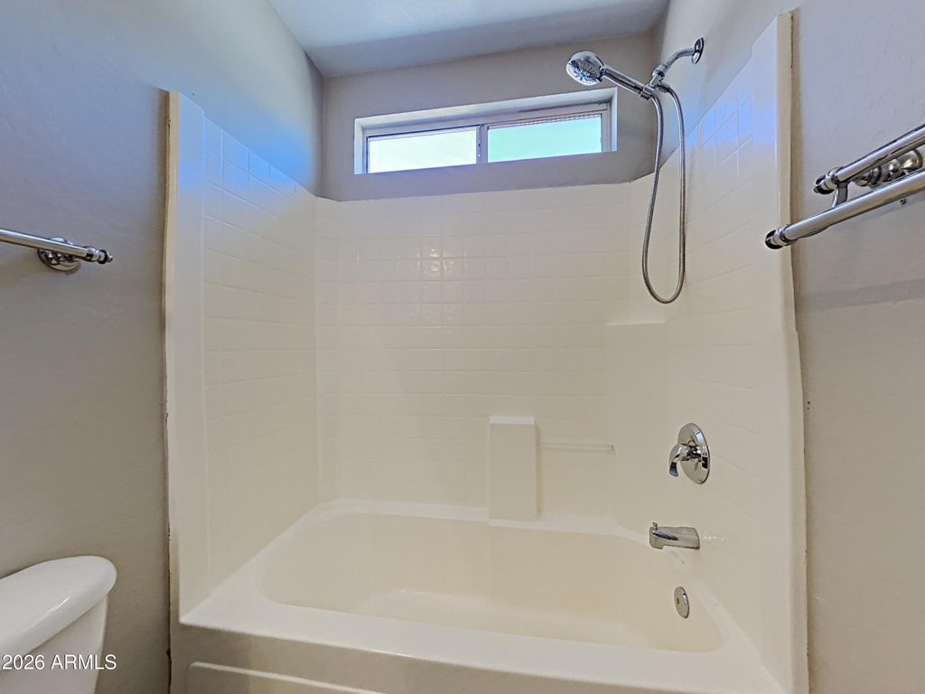 1563 S 225th Lane - Photo 5