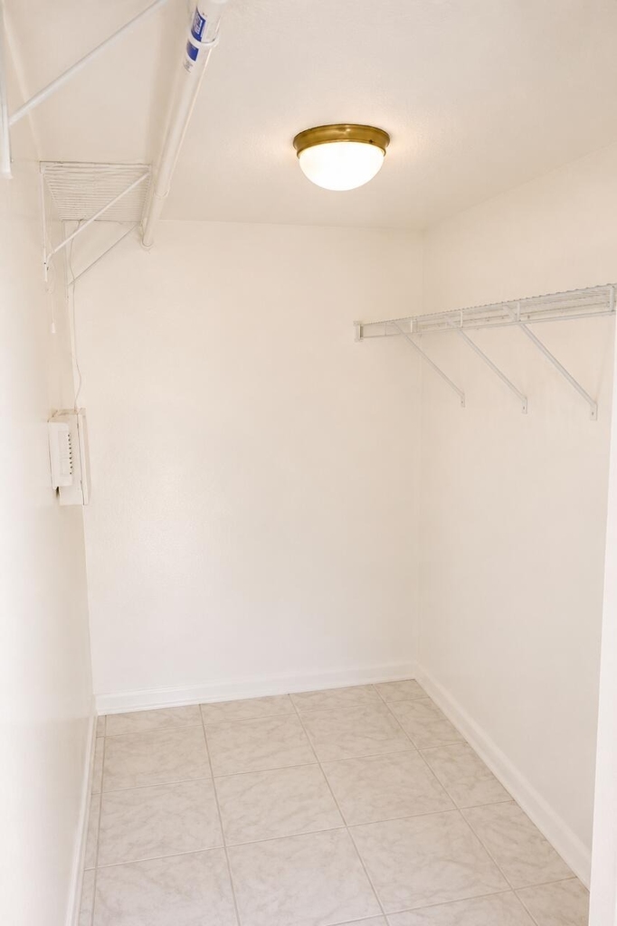 925 Ne 34 Avenue - Photo 7