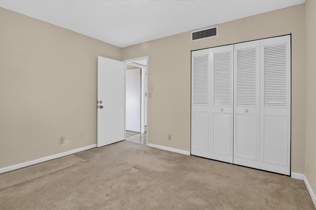 4140 Nw 44th Avenue - Photo 41