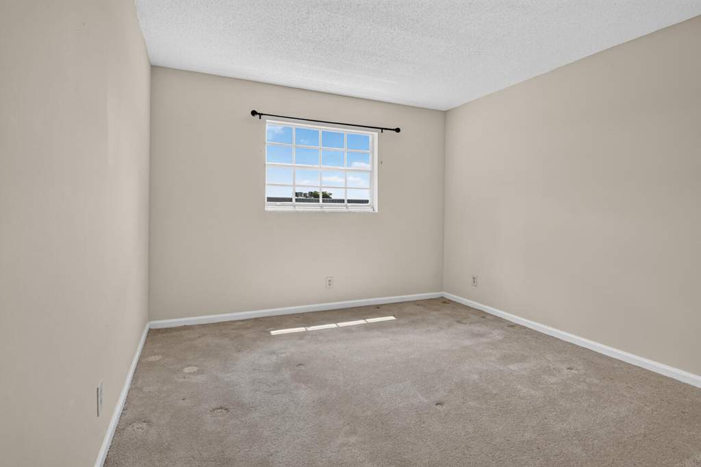 4140 Nw 44th Avenue - Photo 42