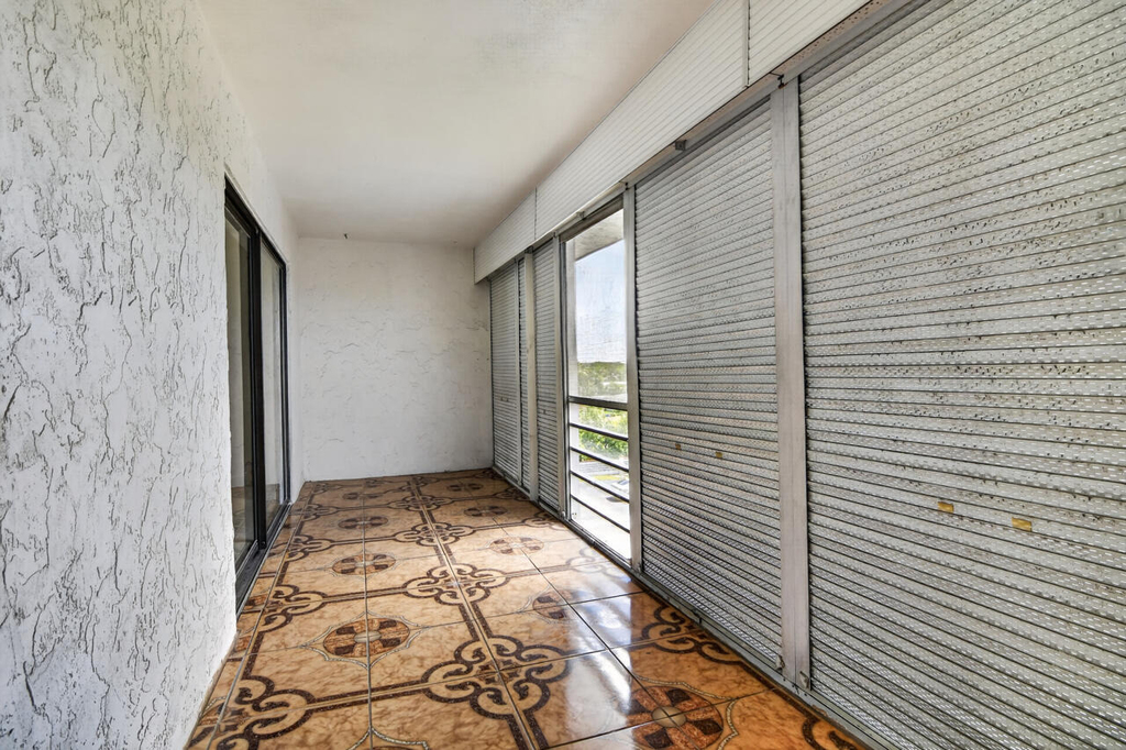 4140 Nw 44th Avenue - Photo 15