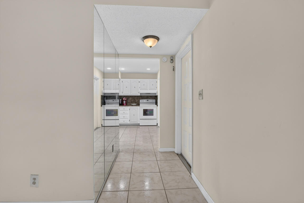4140 Nw 44th Avenue - Photo 36