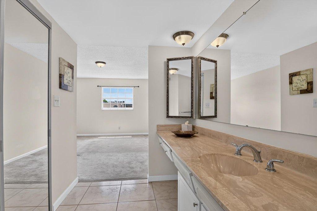 4140 Nw 44th Avenue - Photo 28