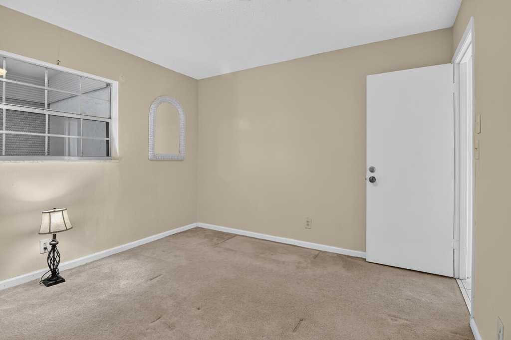 4140 Nw 44th Avenue - Photo 20