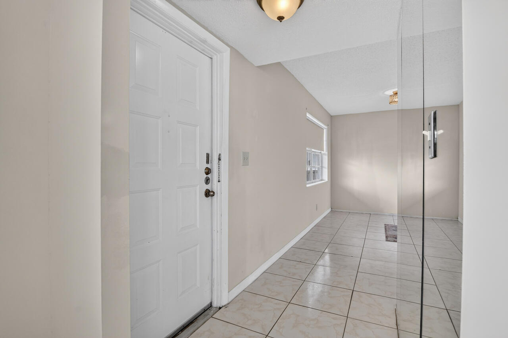 4140 Nw 44th Avenue - Photo 7