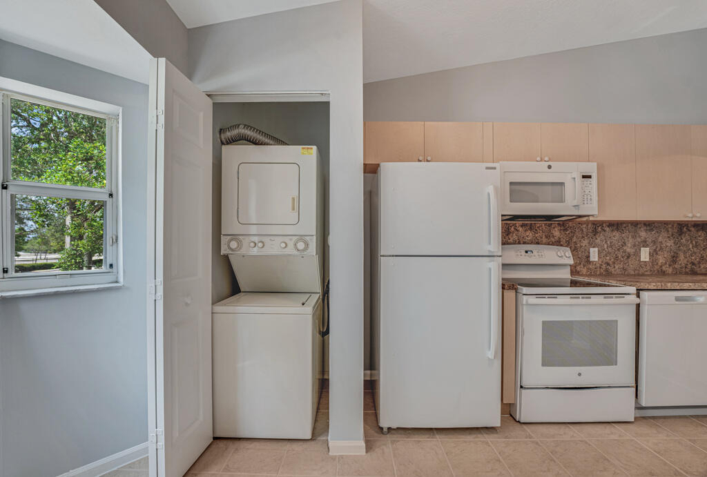 3810 N Jog Road - Photo 8